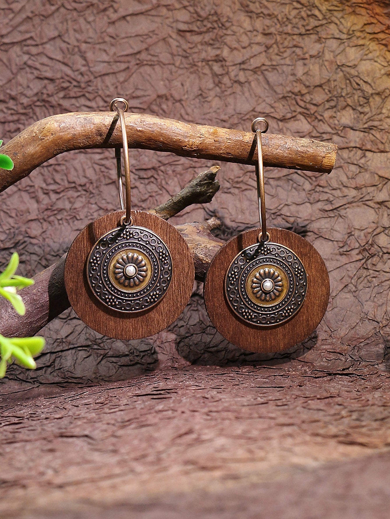 1pair Bohemian Antique Bronze Circle Pendant Earrings