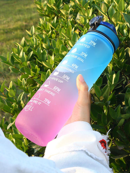 1pc Water Bottle, Modern Plastic Portable Drinking Bottle For Outdoor - Daily Water Intake Print