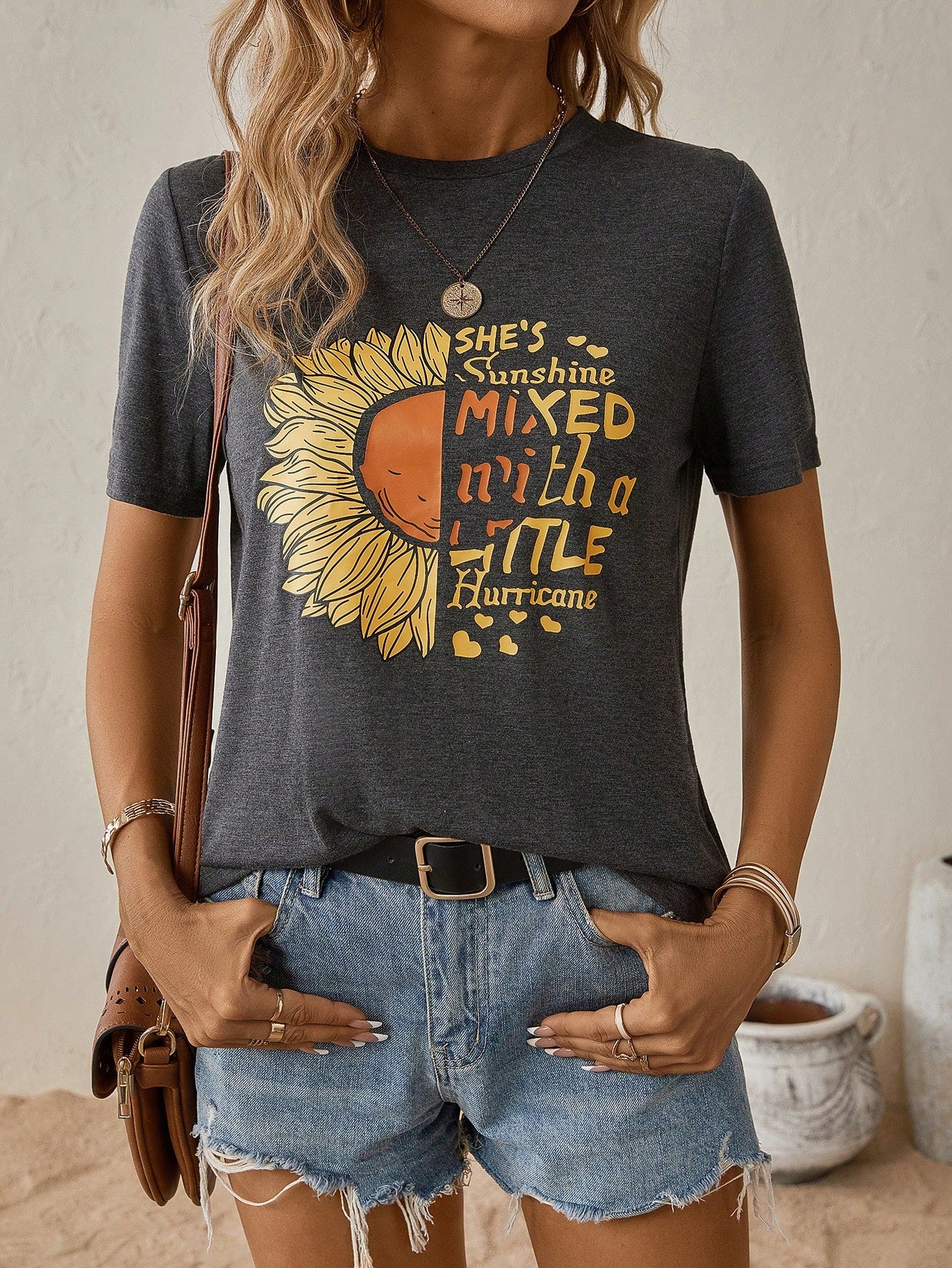 LUNE Sunflower &amp; Slogan Graphic Tee - &quot;She&