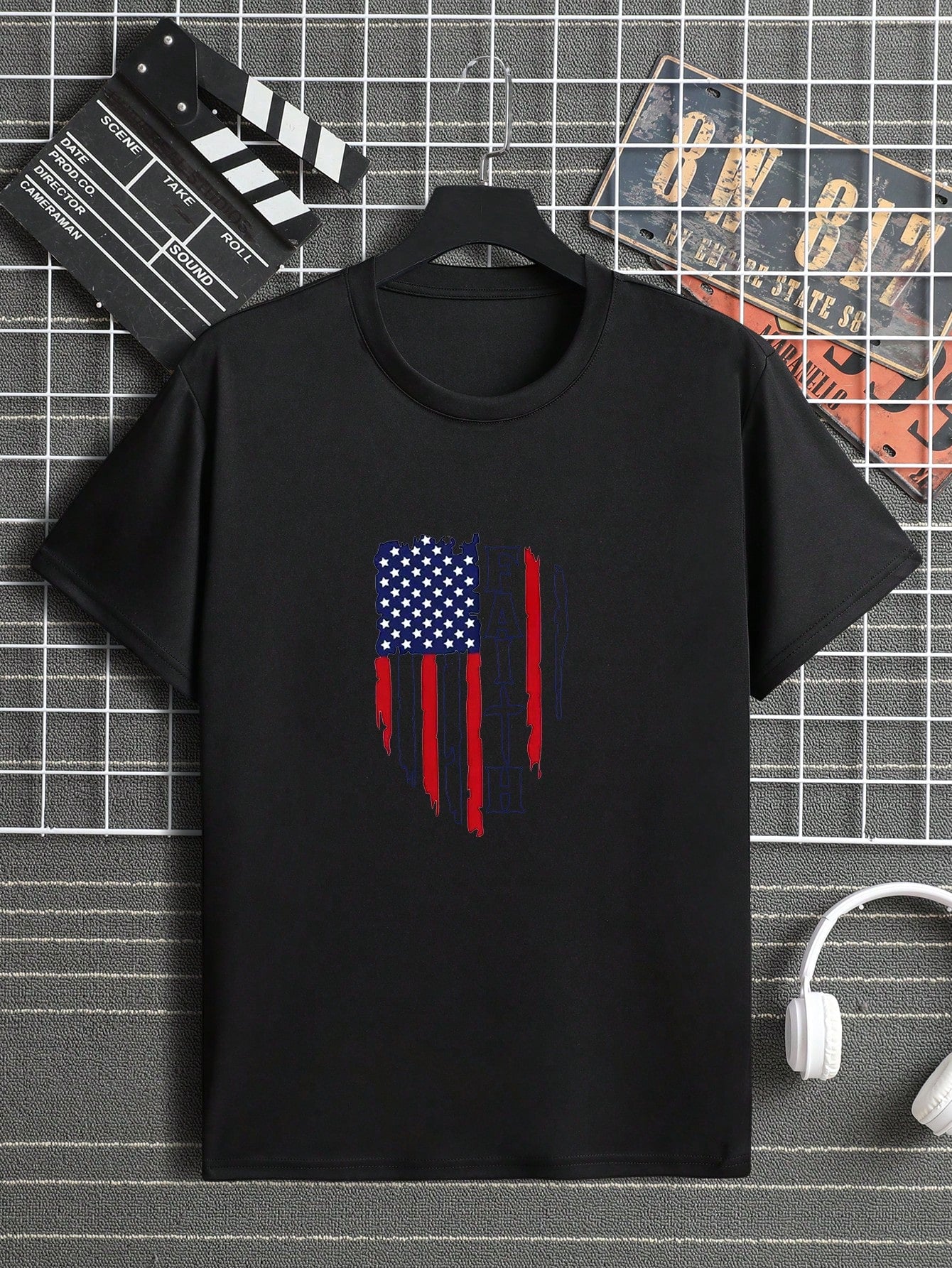 Men Flag Print Tee