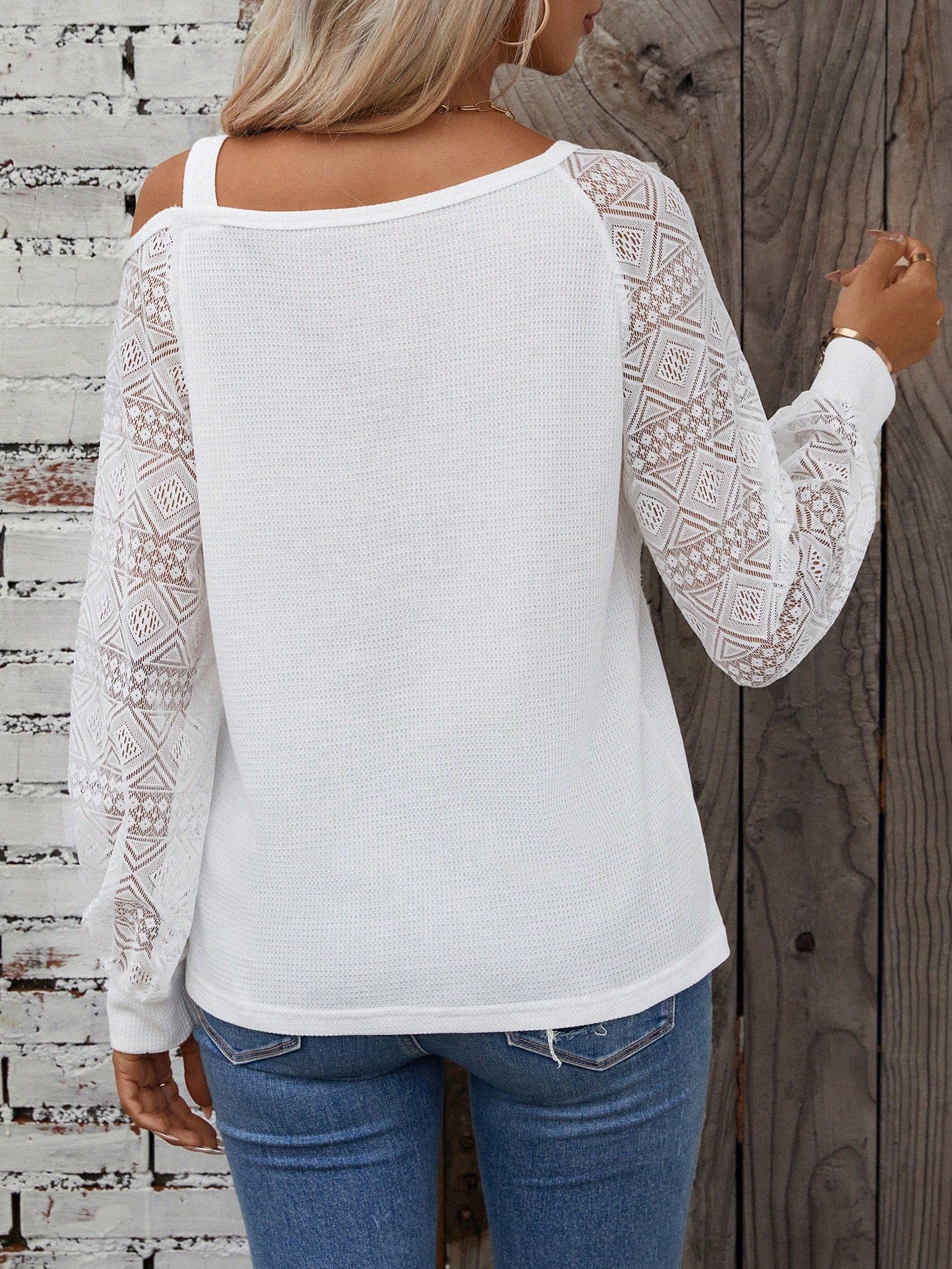 LUNE Contrast Lace Asymmetrical Neck Raglan Sleeve Top