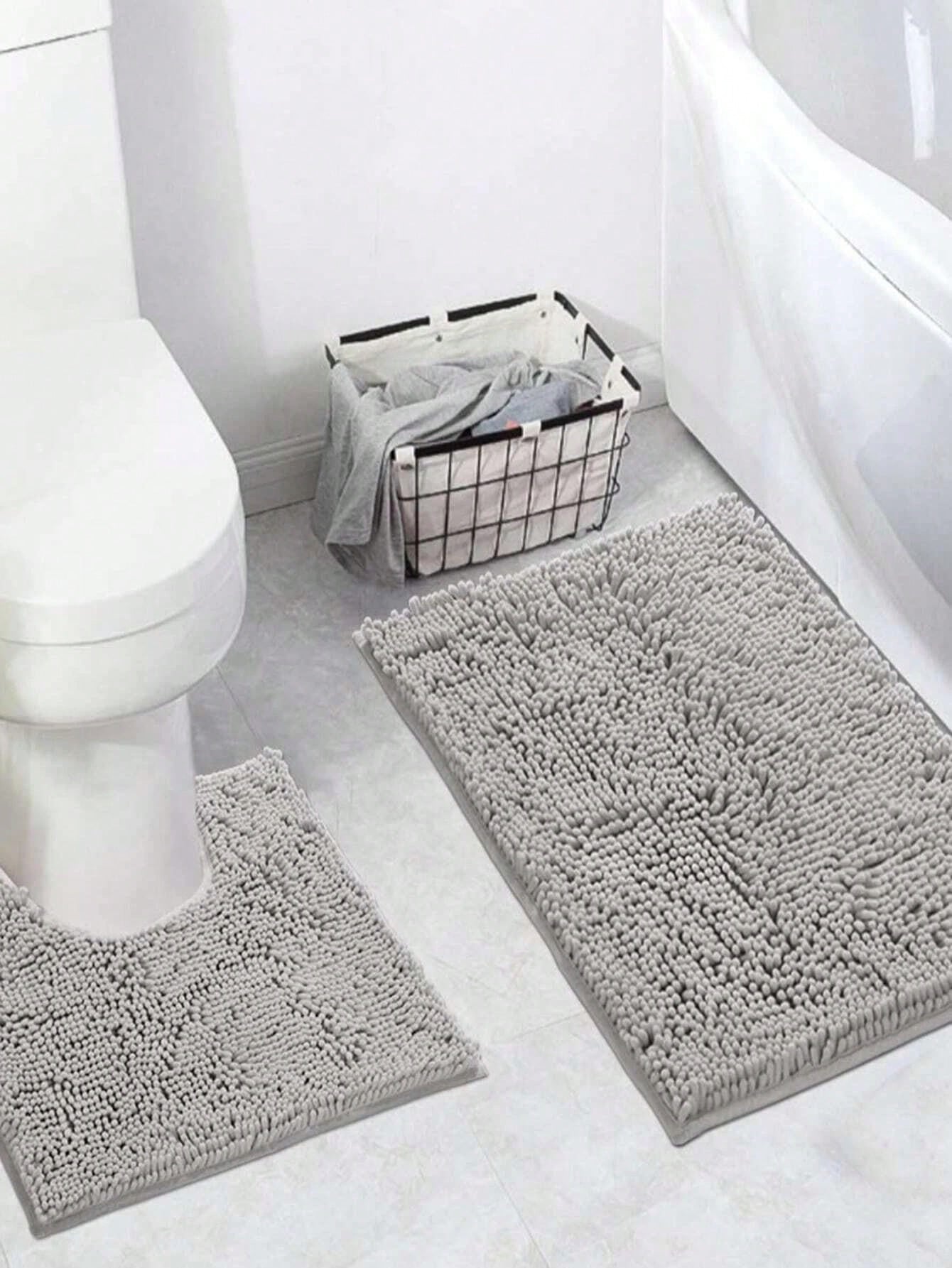 Soft and Absorbent Chenille Bath Mat